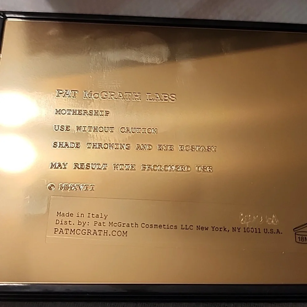 PAT McGRATH LABSMothership II Eyeshadow Palette – Sublime